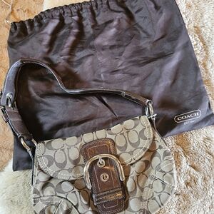 Rare Like New Authentic Coach Signature Bag